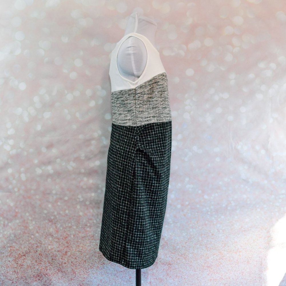 NWT - Colorblock Maternity Dress